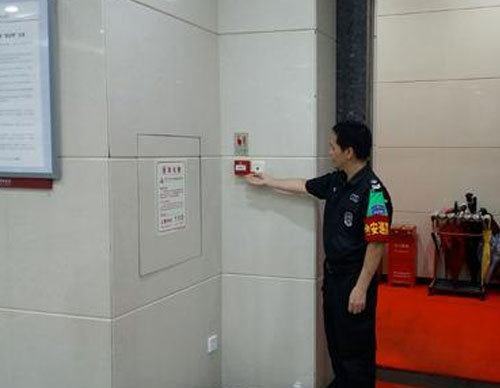 手動(dòng)火災(zāi)報(bào)警按鈕如何安裝？